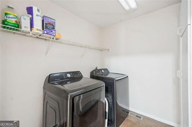 408 Strathmore Drive, Sharpsburg, GA 30277