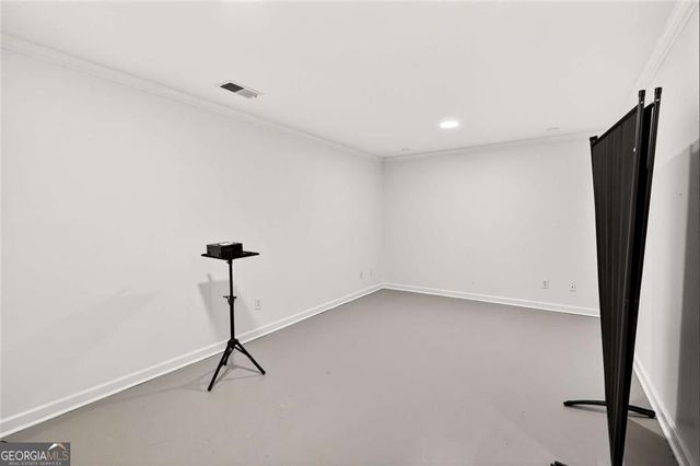 408 Strathmore Drive, Sharpsburg, GA 30277