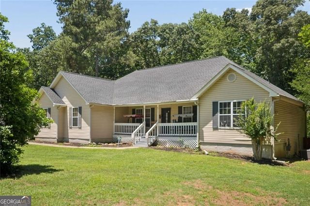 408 Strathmore Drive, Sharpsburg, GA 30277