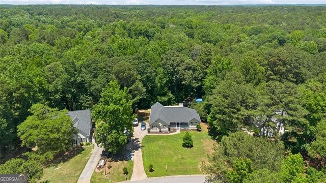 408 Strathmore Drive, Sharpsburg, GA 30277