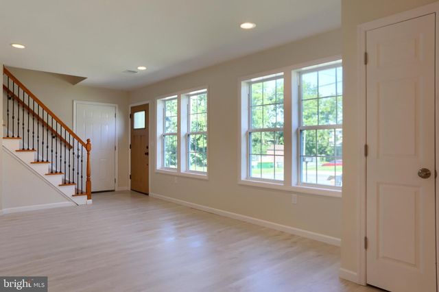 1999 DIGHTON ST, Camp Hill, PA 17011