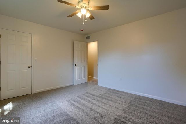 1999 DIGHTON ST, Camp Hill, PA 17011