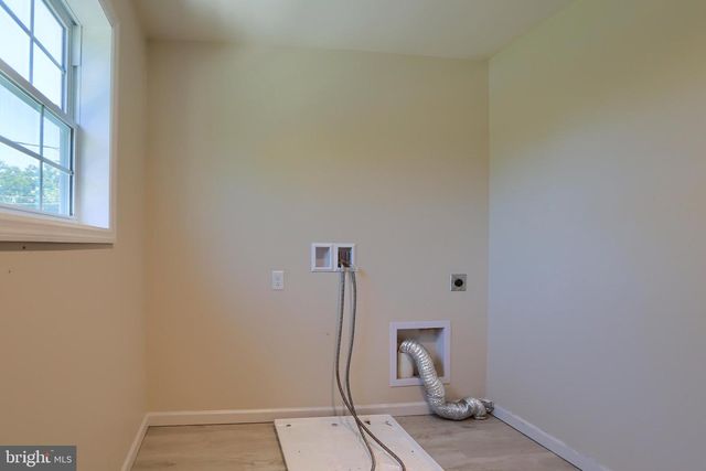 1999 DIGHTON ST, Camp Hill, PA 17011