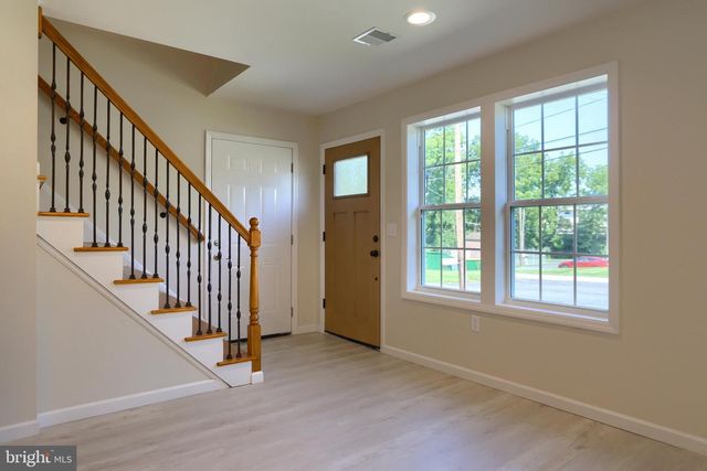 1999 DIGHTON ST, Camp Hill, PA 17011