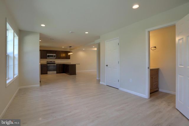 1999 DIGHTON ST, Camp Hill, PA 17011