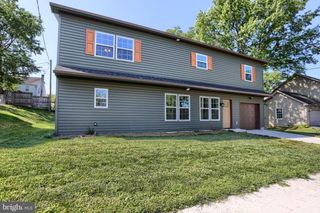 1999 DIGHTON ST, Camp Hill, PA 17011