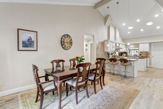 101 Morning Dove Ln, Folsom, CA 95630