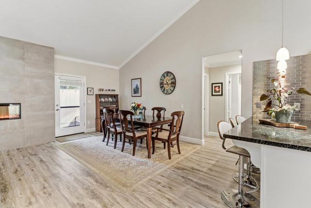 101 Morning Dove Ln, Folsom, CA 95630