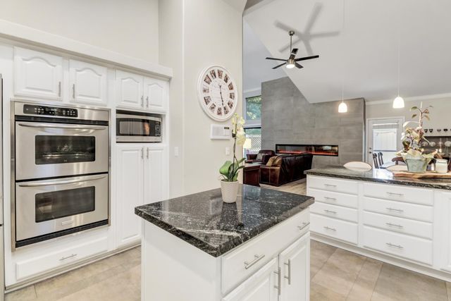 101 Morning Dove Ln, Folsom, CA 95630