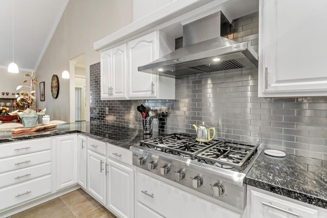 101 Morning Dove Ln, Folsom, CA 95630