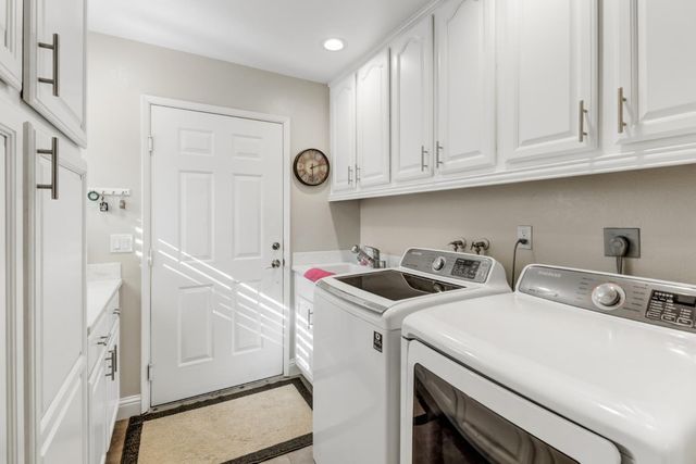 101 Morning Dove Ln, Folsom, CA 95630