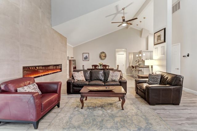 101 Morning Dove Ln, Folsom, CA 95630