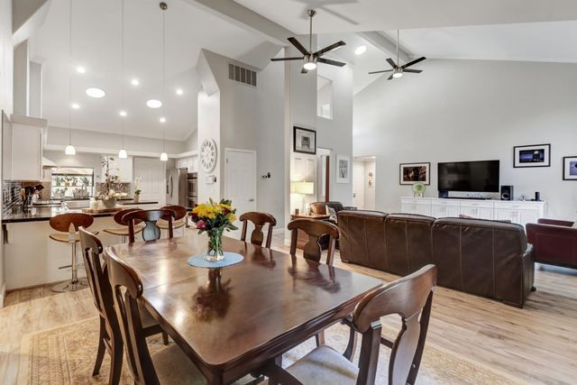 101 Morning Dove Ln, Folsom, CA 95630