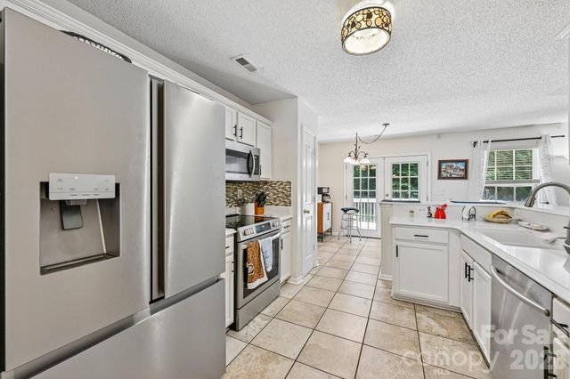 9338 Golden Pond Drive, Charlotte, NC 28269