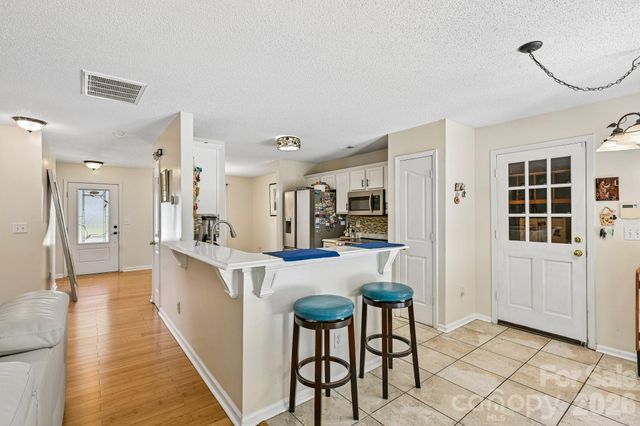 9338 Golden Pond Drive, Charlotte, NC 28269