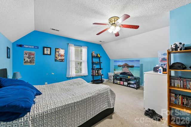 9338 Golden Pond Drive, Charlotte, NC 28269