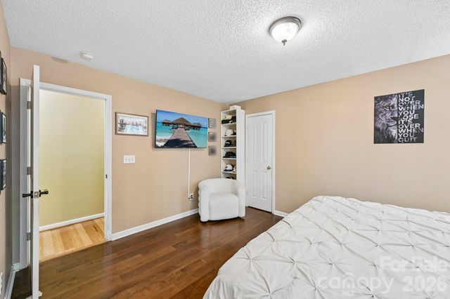 9338 Golden Pond Drive, Charlotte, NC 28269