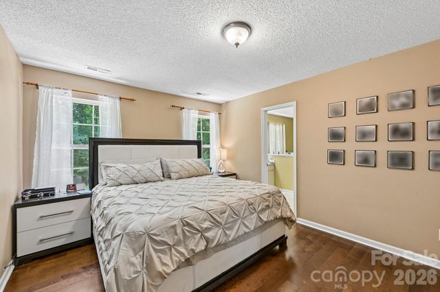 9338 Golden Pond Drive, Charlotte, NC 28269