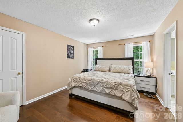 9338 Golden Pond Drive, Charlotte, NC 28269