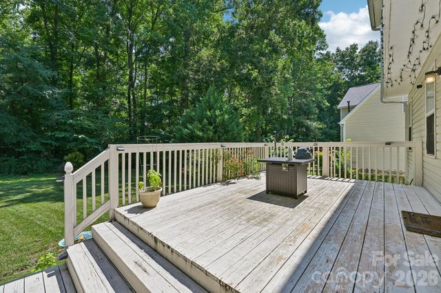 9338 Golden Pond Drive, Charlotte, NC 28269