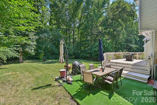 9338 Golden Pond Drive, Charlotte, NC 28269