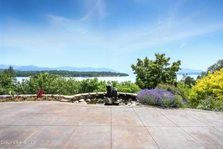 500 Lookout Blvd, Hope, ID 83836
