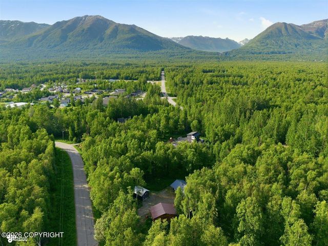 8101 E Gold Bullion Boulevard, Palmer, AK 99645