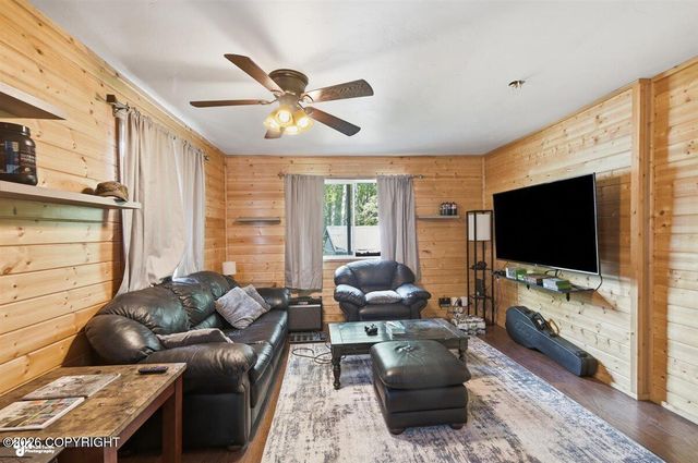 8101 E Gold Bullion Boulevard, Palmer, AK 99645