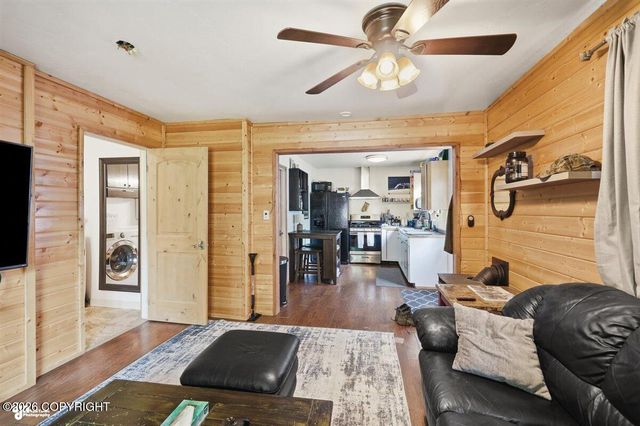 8101 E Gold Bullion Boulevard, Palmer, AK 99645