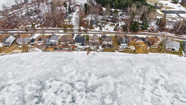 7663 Bay Meadow, Canadian Lakes, MI 49346