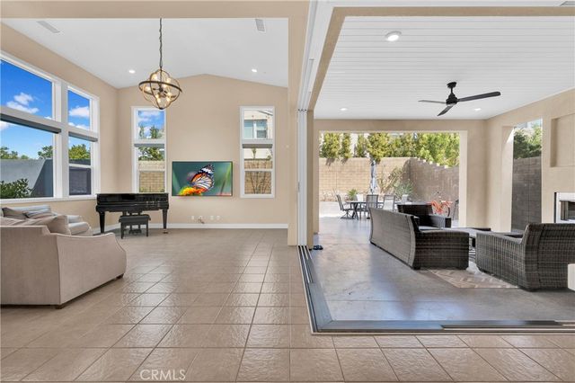 125 Source, Irvine, CA 92618