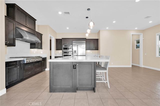 125 Source, Irvine, CA 92618