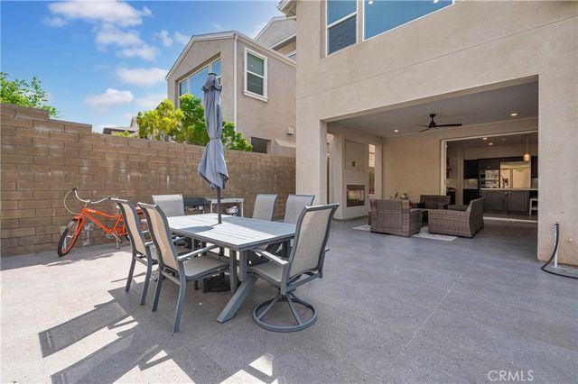 125 Source, Irvine, CA 92618