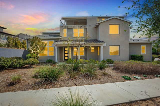 125 Source, Irvine, CA 92618