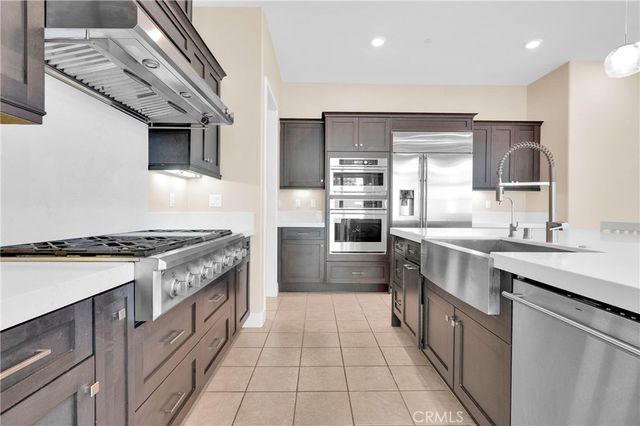 125 Source, Irvine, CA 92618