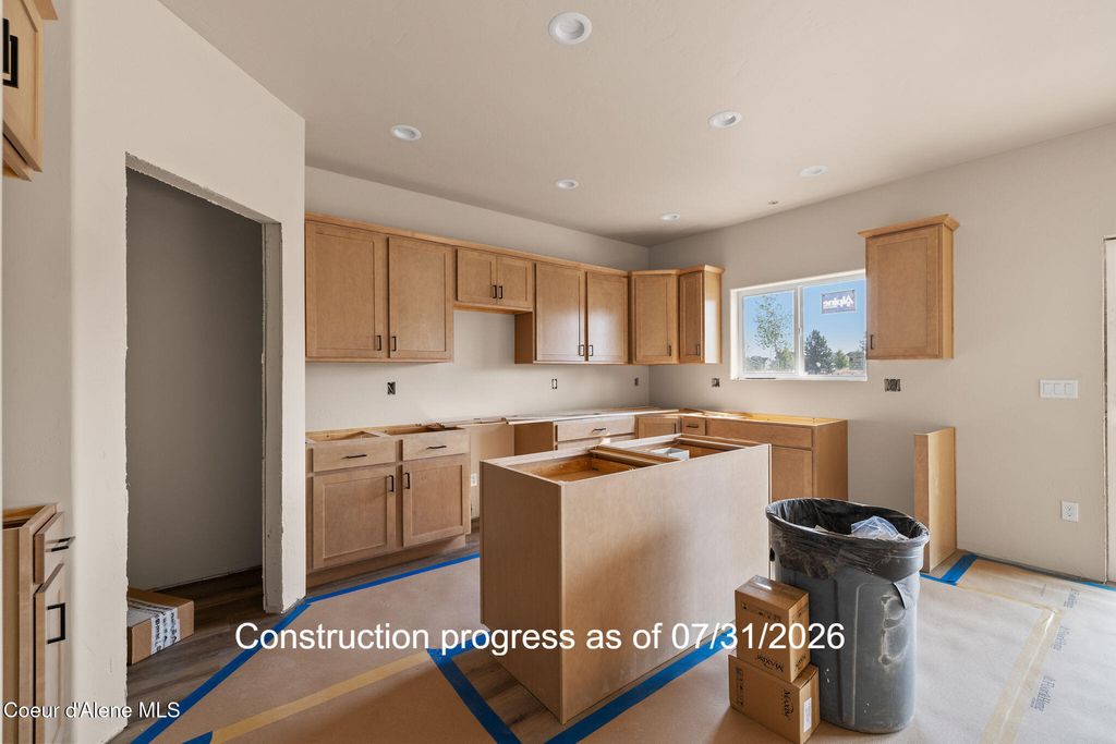 2728 N Neptune ST, Post Falls, ID 83854 photo 3