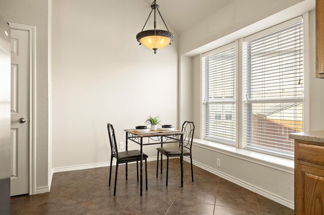 722 Tom Kite DR, Round Rock, TX 78664