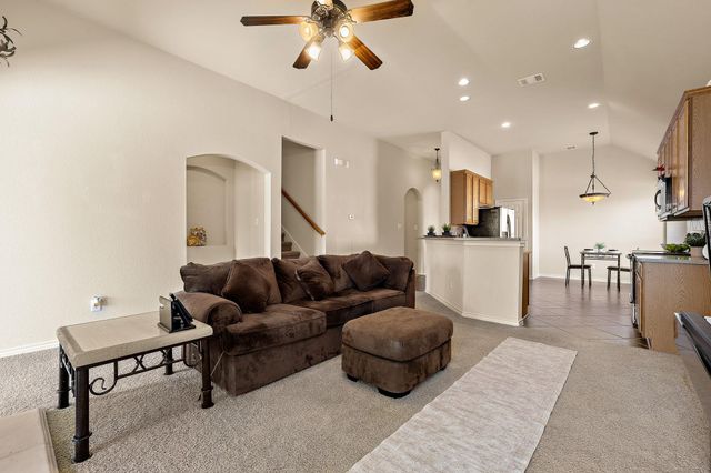 722 Tom Kite DR, Round Rock, TX 78664