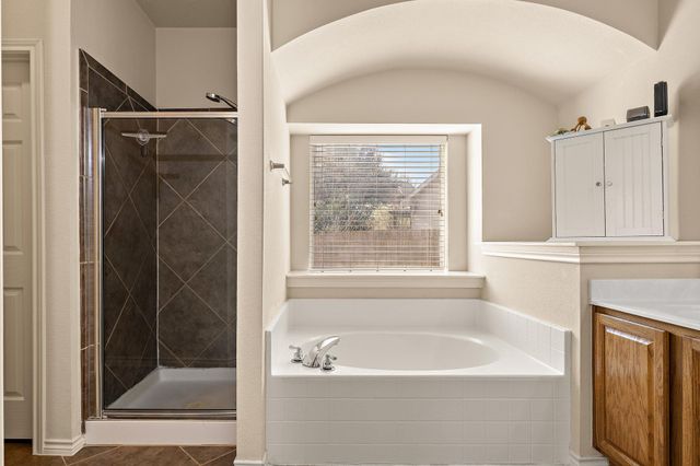 722 Tom Kite DR, Round Rock, TX 78664