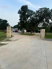 401 Ride Out BLVD, Elgin, TX 78621