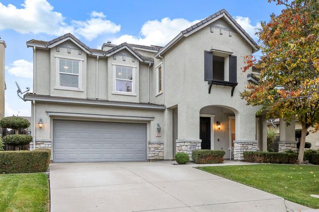 10816 Merritt Dr, Stockton, CA 95219