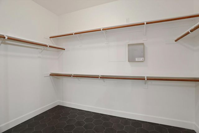 10816 Merritt Dr, Stockton, CA 95219