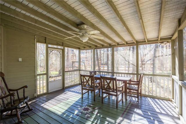 3278 Country Walk Drive, Powder Springs, GA 30127