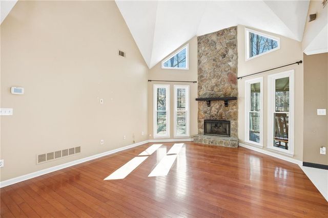 3278 Country Walk Drive, Powder Springs, GA 30127