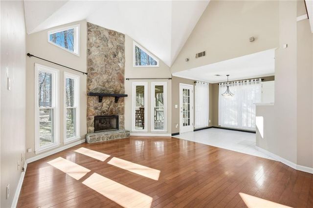 3278 Country Walk Drive, Powder Springs, GA 30127