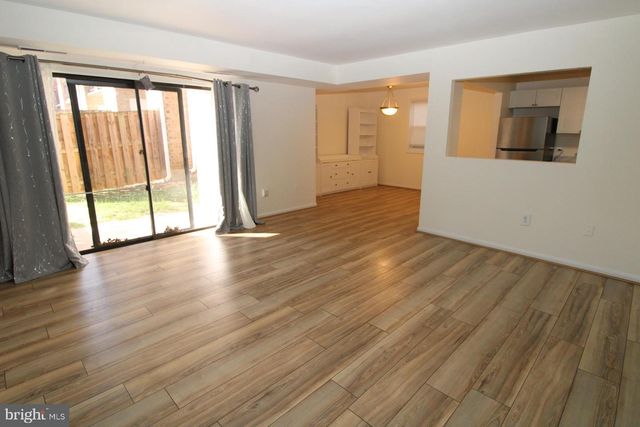 884 QUINCE ORCHARD BLVD, Gaithersburg, MD 20878