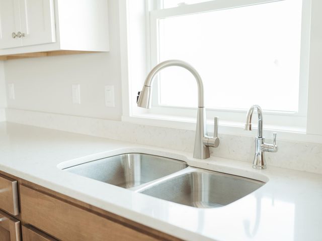 247 Franzen Ridge Road, Elkader, IA 52043