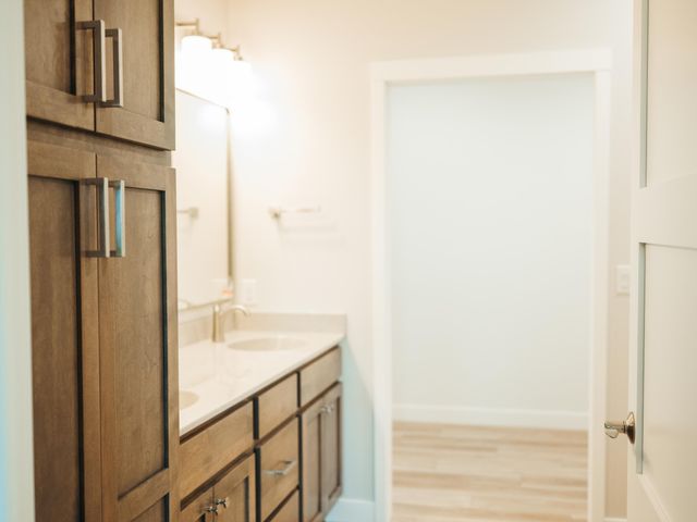 247 Franzen Ridge Road, Elkader, IA 52043