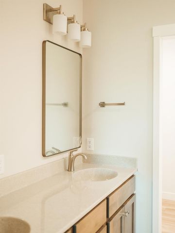 247 Franzen Ridge Road, Elkader, IA 52043