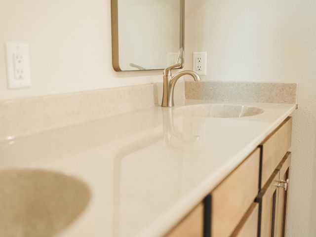 247 Franzen Ridge Road, Elkader, IA 52043